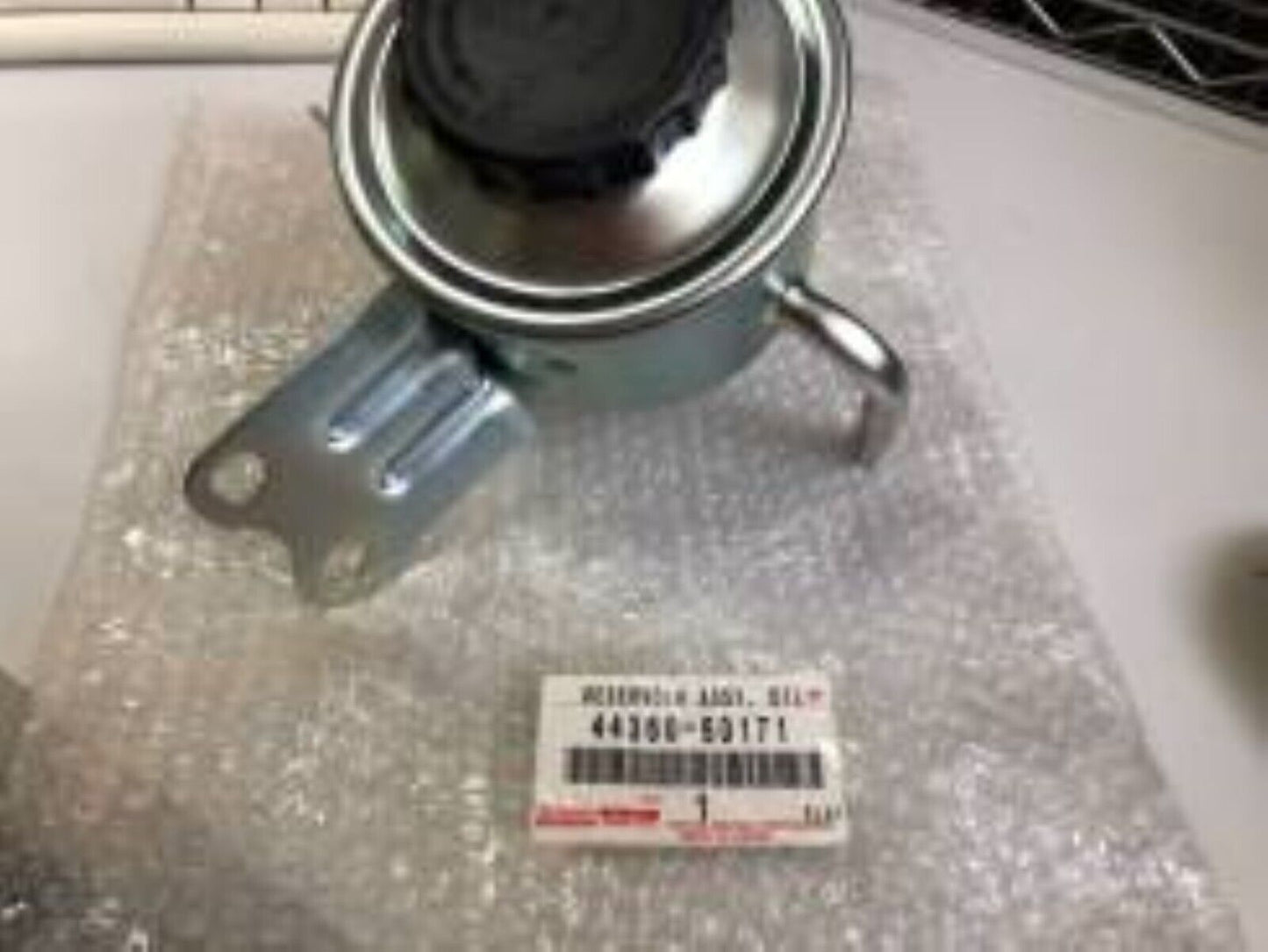 خزان زيت أصلي من تويوتا (JDM) رقم 44360-601710 لسيارات لكزس FZJ80 LX450