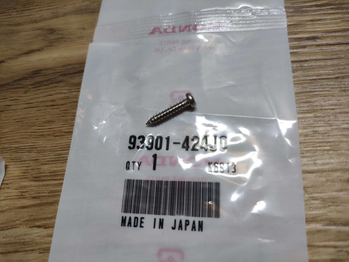 HONDA 93901-424J0 X8