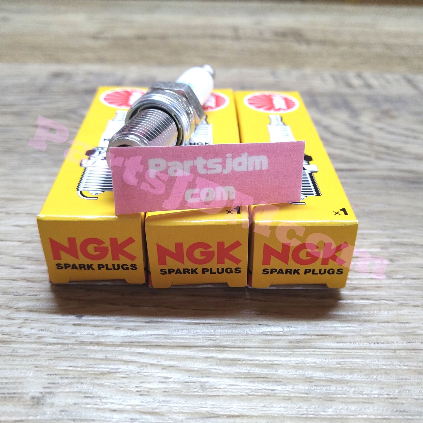 NGK Spark JDM Plug Set of 3 SUZUKI CARRY DC51T DD51T Tracking Number