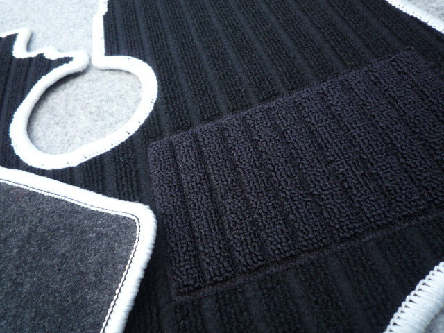 For Subaru Sambar TT1 TT2 Floor Mat Black & White For AT