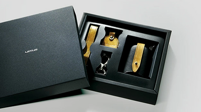 Genuine LEXUS LX570 Leather key case 08193-24010 Yellow & Black