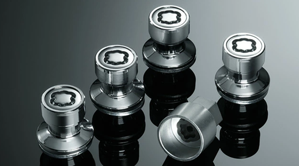 Genuine LEXUS LX570 Wheel Lock Nut 08456-00430