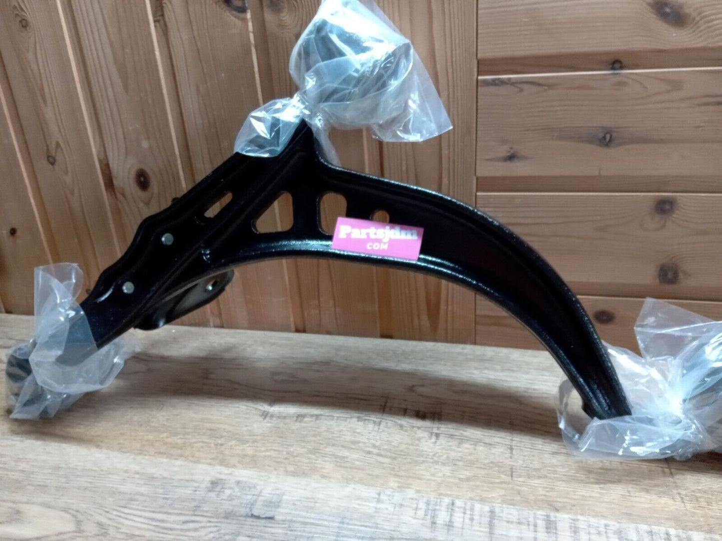 Supra 48068 JDM Front suspension arm SUB-ASSY LWR NO.1 RH Tracking Num