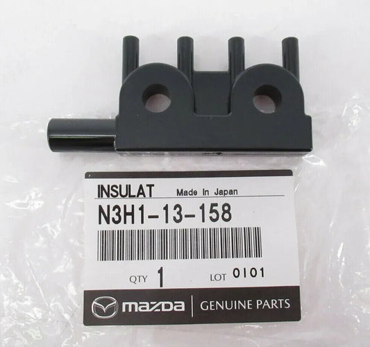 عازل فاصل أصلي من مازدا JDM RX-8 04-11 لسكة الوقود السفلية الرئيسية OEM