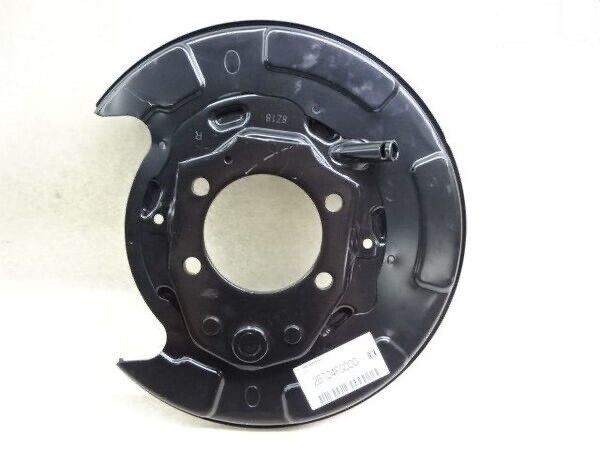 SUBARU Genuine JDM 26704FG000 BACK PLATE PLATE REAR BRAKE RIGHT Tracking Num