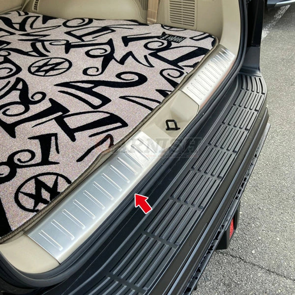 SUS304 Stainless Steel Rear Trunk Sill Guard Hairline Finish Silver 2pcs Fits Toyota Land Cruiser 300