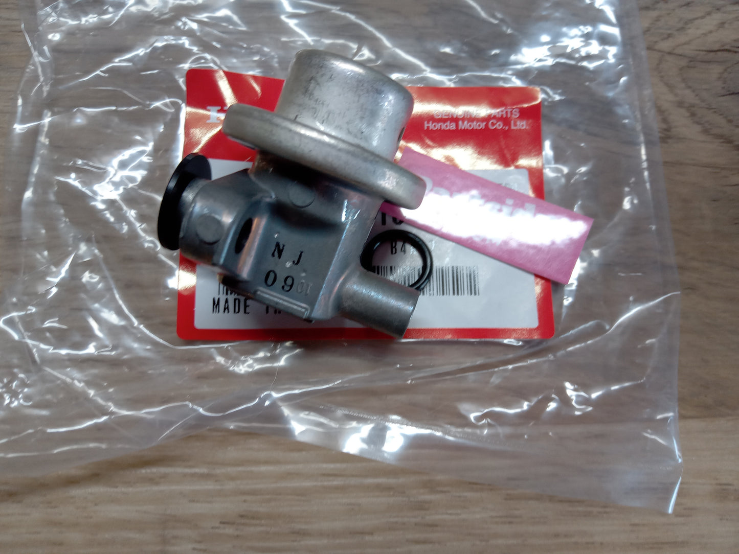 HONDA ACTY HH5 HH6 fuel pressure regulator parts 16742-S2K-010