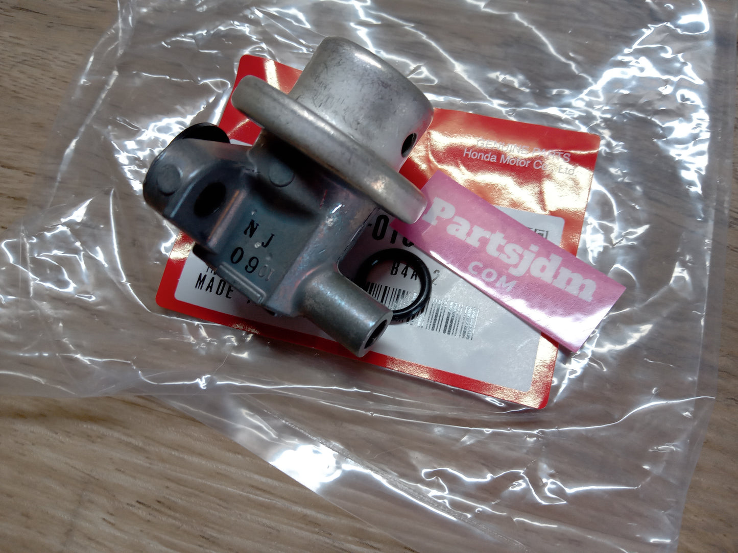 HONDA ACTY HH5 HH6 fuel pressure regulator parts 16742-S2K-010