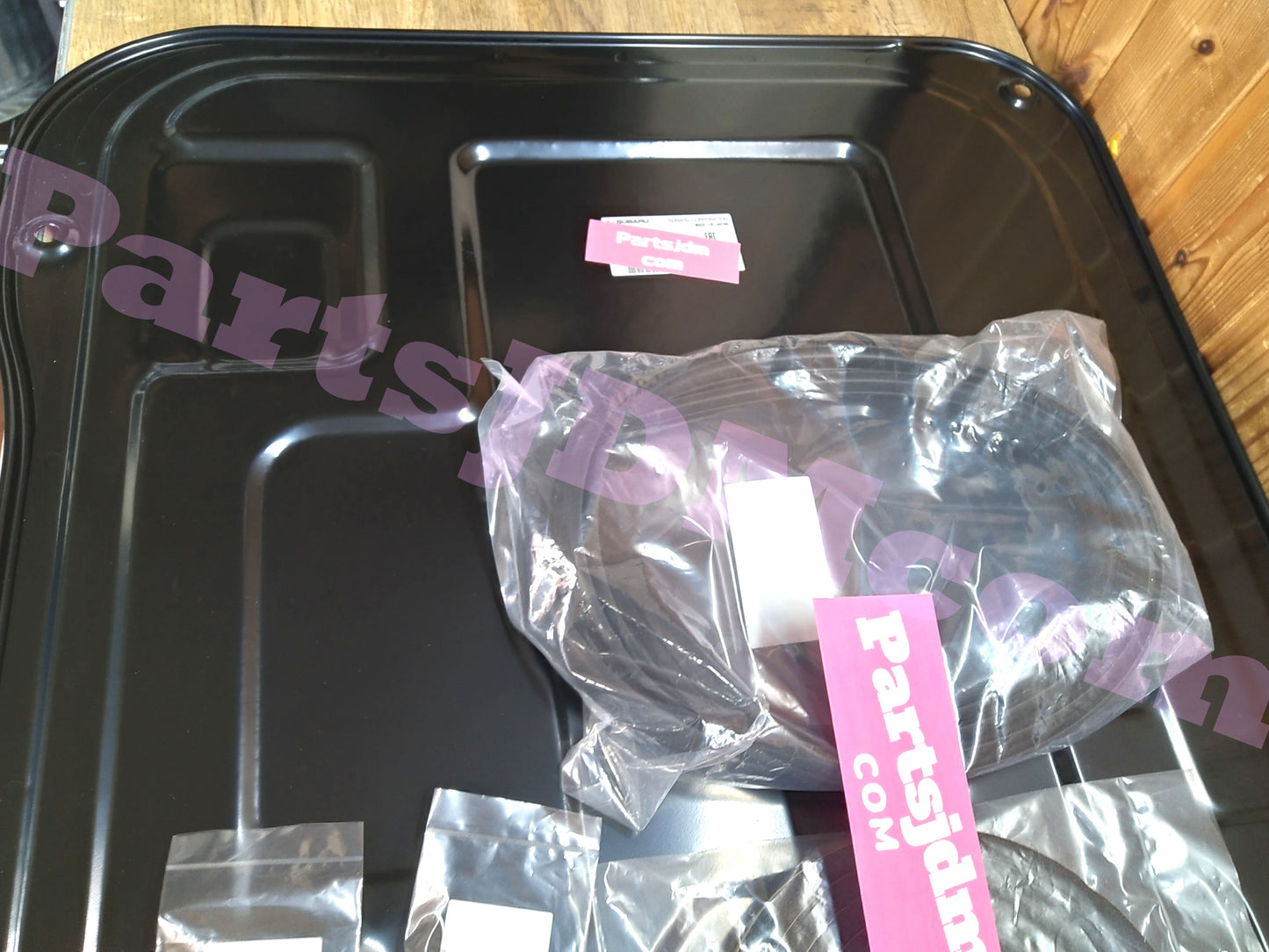 SUBARU Genuine Sambar Trap door Service hole cover truck engine hood & Lid Molding & BOLT set TV1 TT1