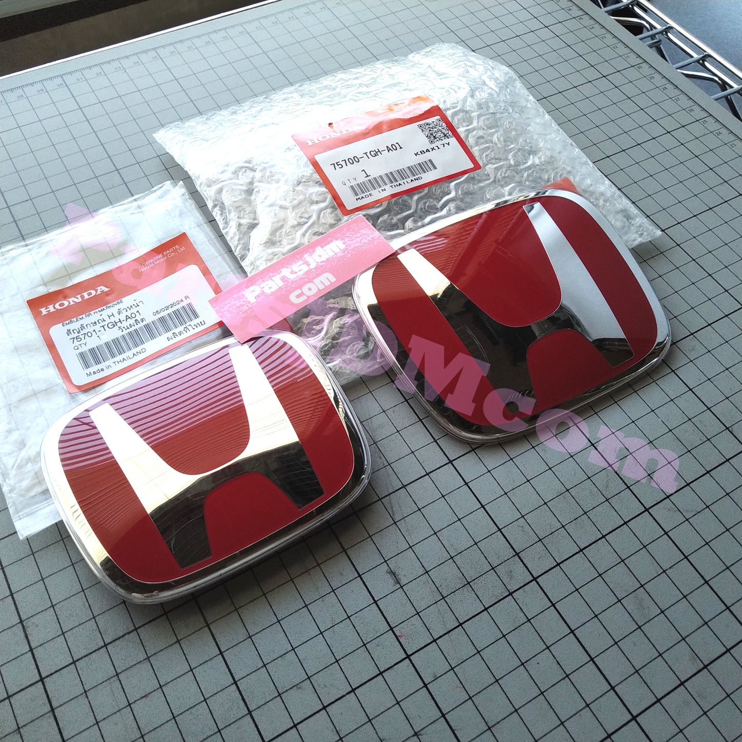 HONDA Genuine JDM CIVIC TYPE-R FK8 2017-2019 Front & Rear Red H Emblem Set OEM