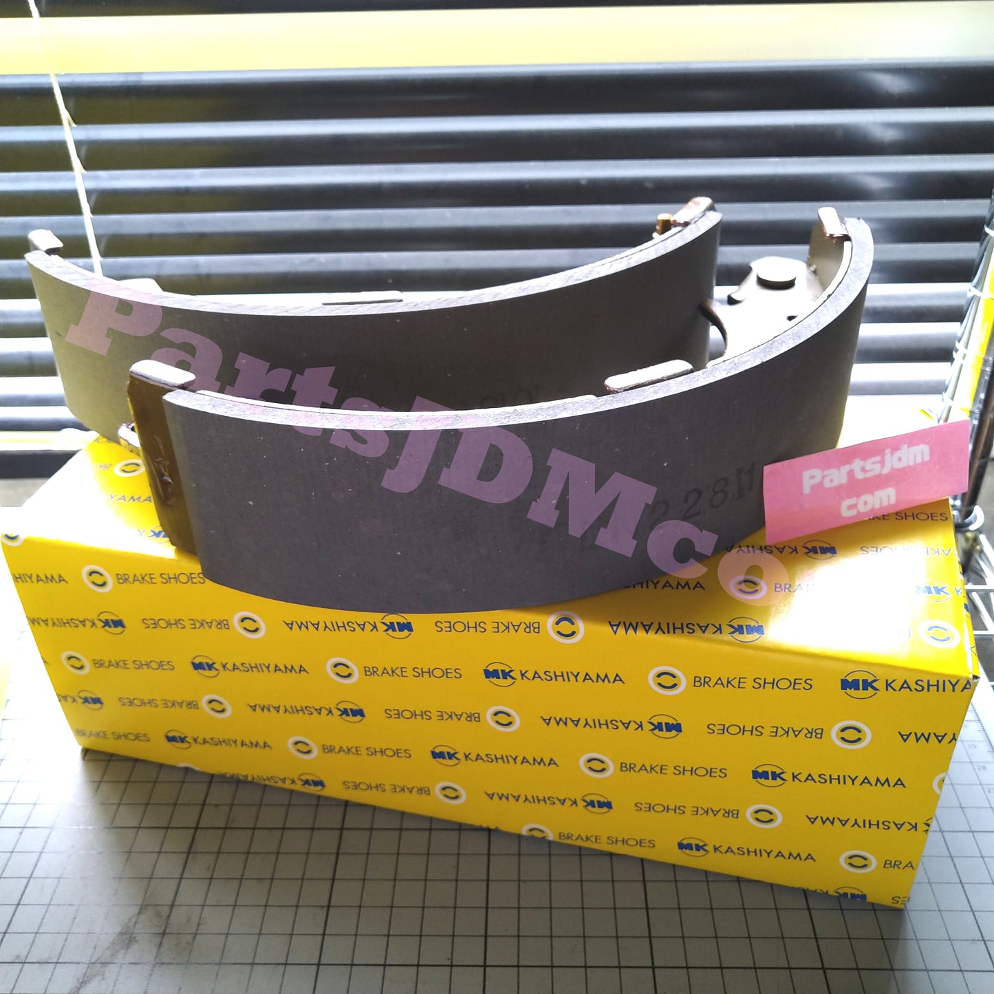 Front Brake Rotor and Pad Set + Rear Brake Shoe Set for Toyota Land Cruiser Prado KZJ71G / KZJ78G – Made in Japan by MK Kashiyama – Painted Finish