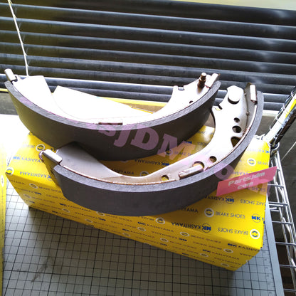 Front Brake Rotor and Pad Set + Rear Brake Shoe Set for Toyota Land Cruiser Prado KZJ71G / KZJ78G – Made in Japan by MK Kashiyama – Painted Finish