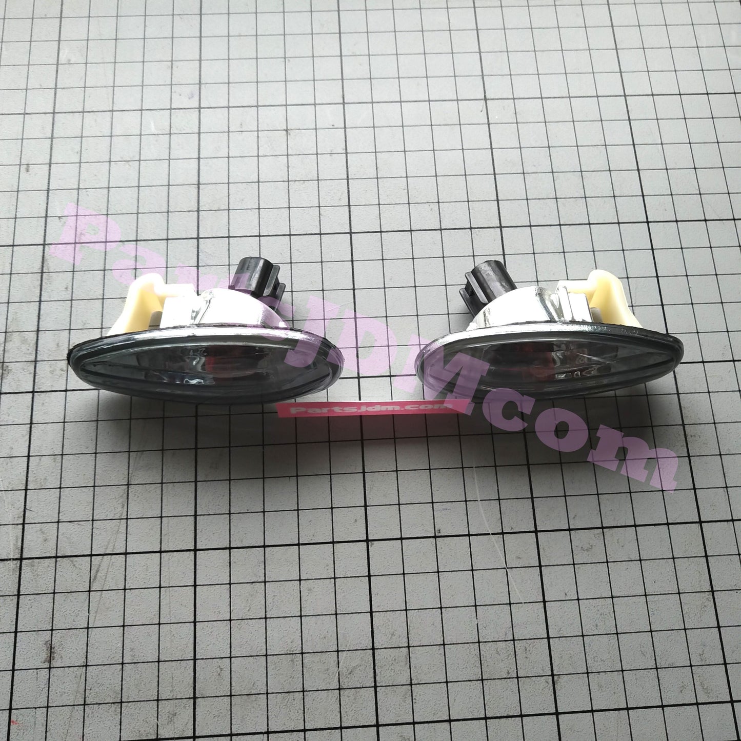 Mitsubishi Delica JDM 94-07 Crystal Euro Side Markers Side blinkers With orange bulb