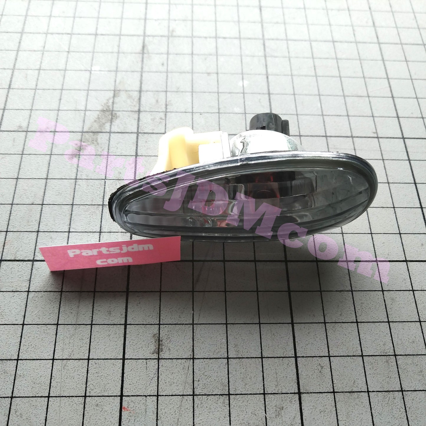 Mitsubishi Delica JDM 94-07 Crystal Euro Side Markers Side blinkers With orange bulb