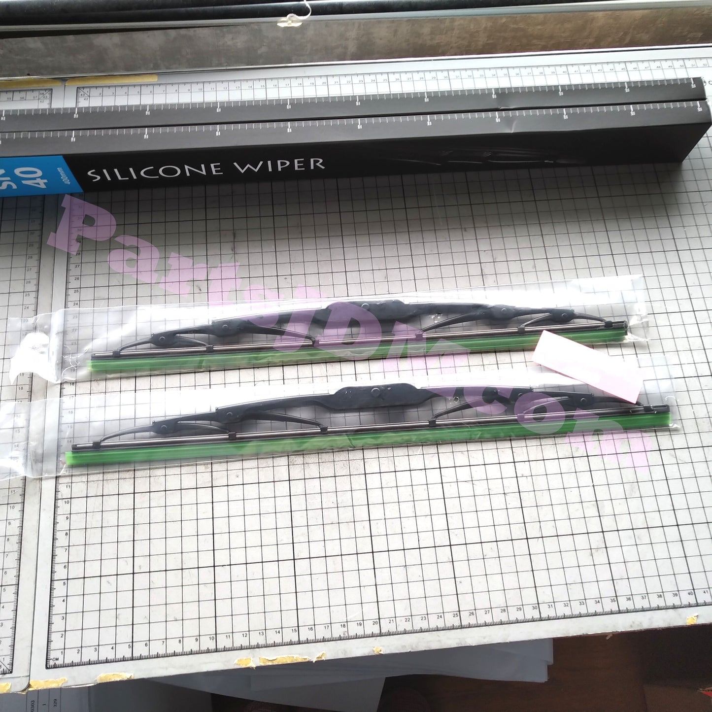 Water-Repellent Front Wiper Blade Set (2pcs) Fits Honda Acty HA1–HA5 / HH1–HH4