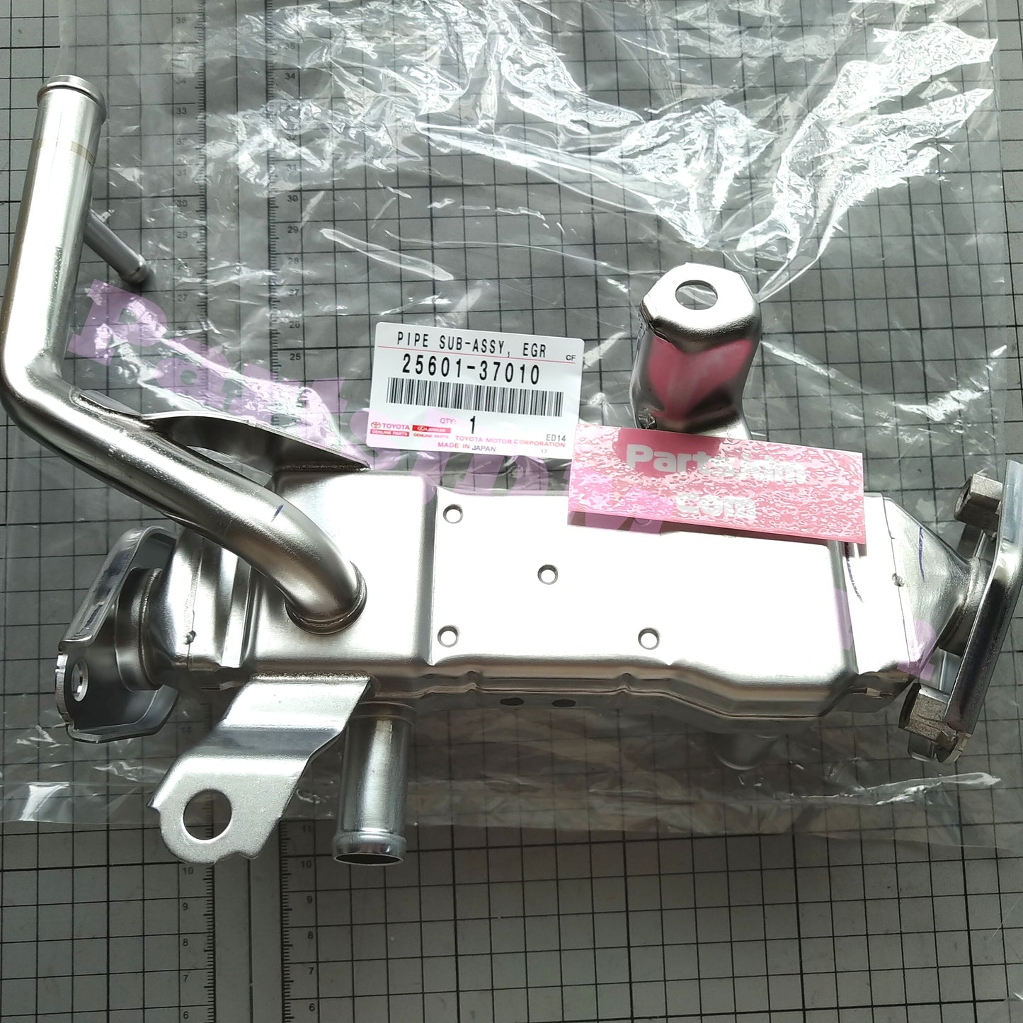 TOYOTA Genuine JDM EGR Pipe Cooler LEXUS CT200H VOXY PRIUS ZVW30 ZVW35 25601-37010