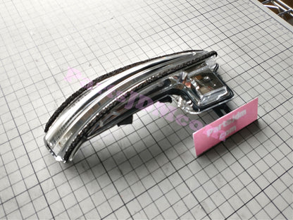 TOYOTA Genuine JDM ALPHARD VELLFIRE HV Side Turn Lamp Assy 81740-58010