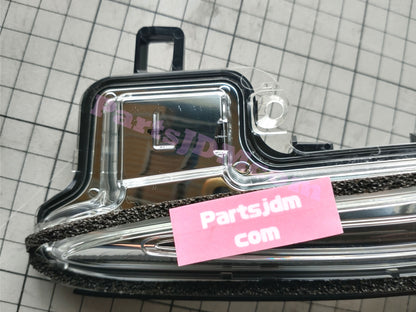 TOYOTA Genuine JDM ALPHARD VELLFIRE HV Side Turn Lamp Assy 81740-58010