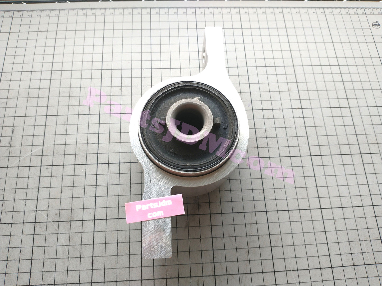 TOYOTA LEXUS JDM Genuine Lower control arm Bushing 48075-24010 RC F 5BA USC10