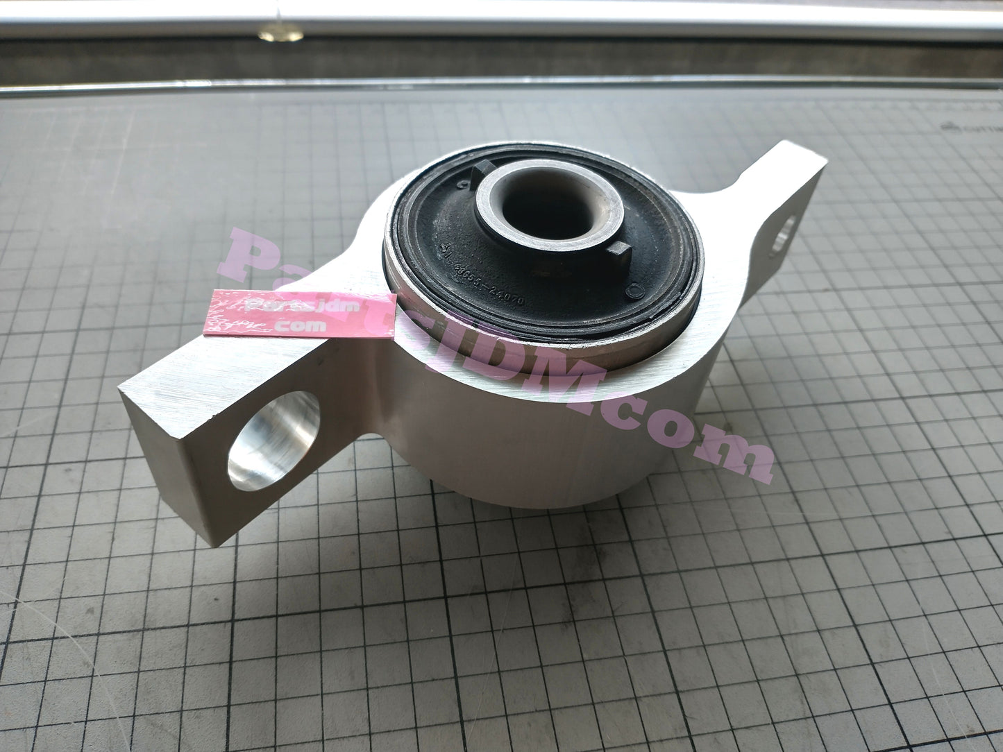 TOYOTA LEXUS JDM Genuine Lower control arm Bushing 48075-24010 RC F 5BA USC10