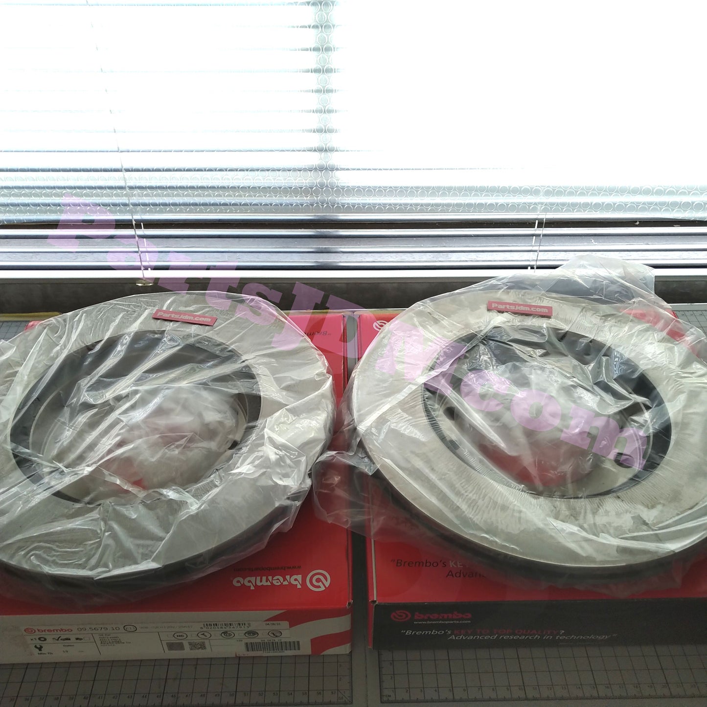 Brembo Brake Disc Left/Right Set for Front Fit Land Cruiser Prado KZJ78G KZJ78W