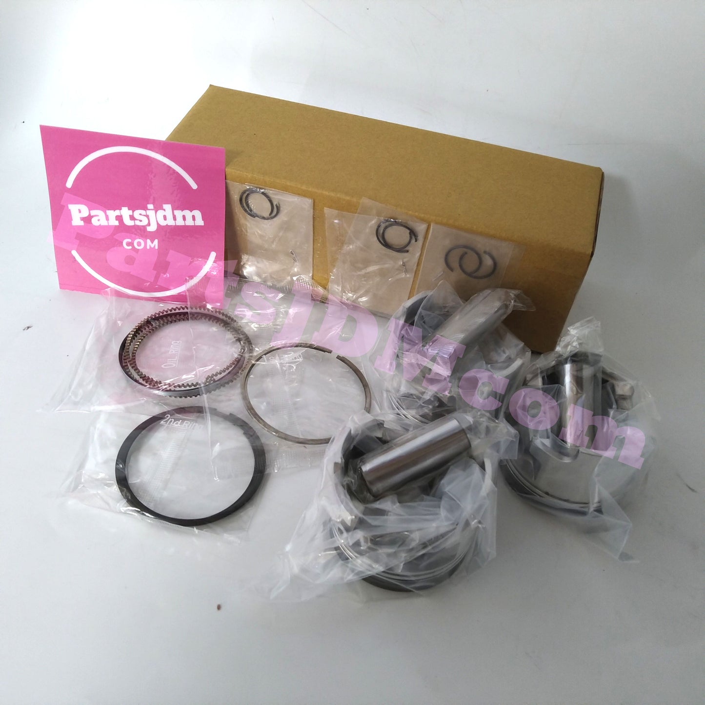 Oversized Piston Set (+0.25mm) for Suzuki Jimny JA22 / JB23 with K6A Engine