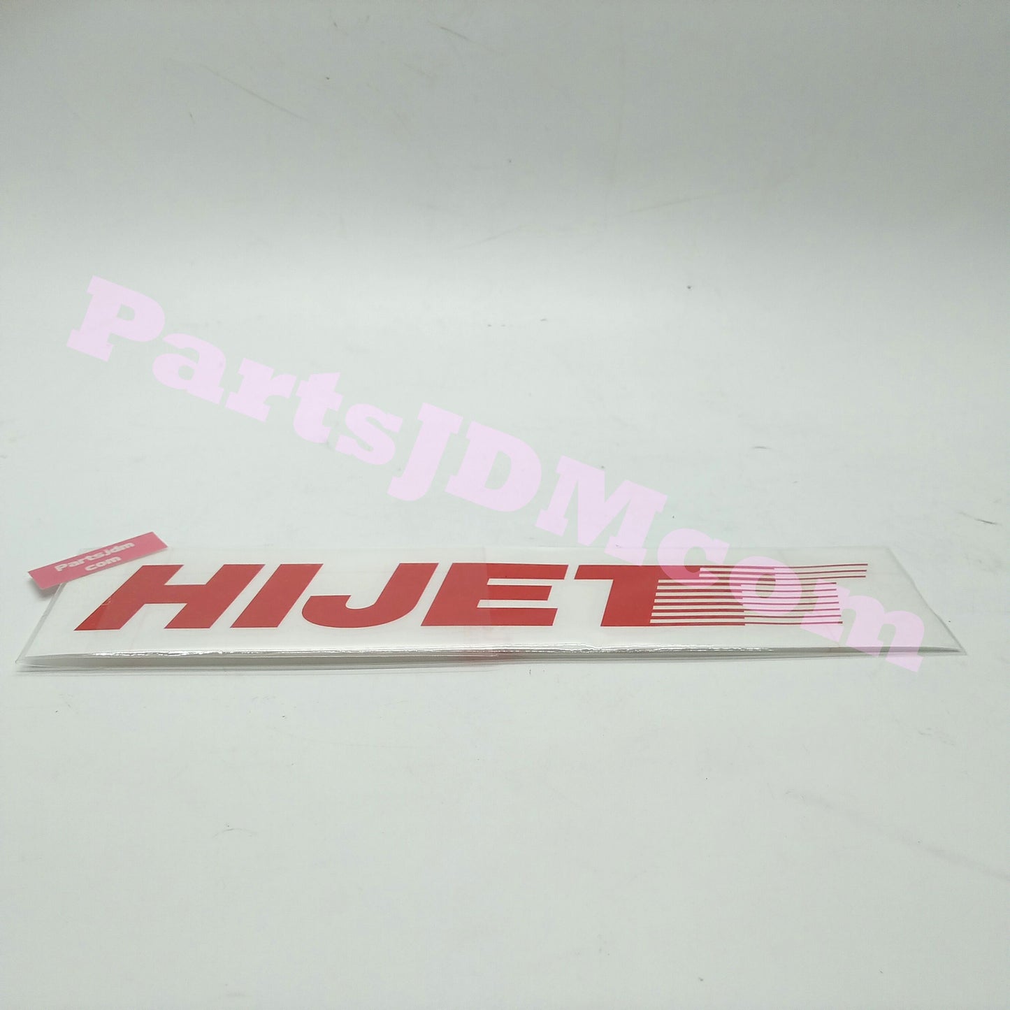 ملصق نموذجي بأحرف حمراء لسيارة دايهاستو هايجت