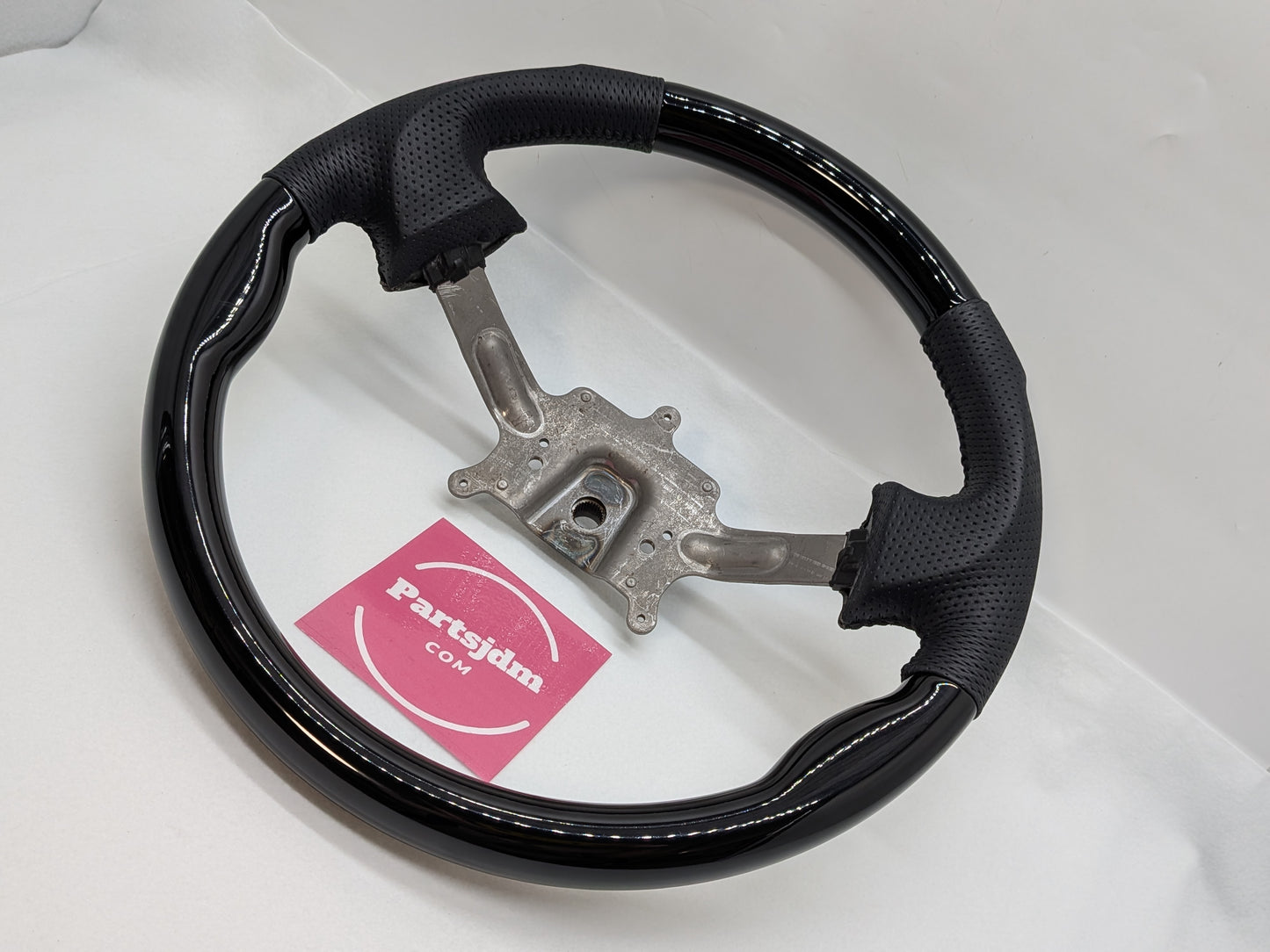 OEM Replacement Steering Wheel Piano Black × Black Leather Gun Grip Fits DA63T / DA65T Carry (Non-Airbag Model)
