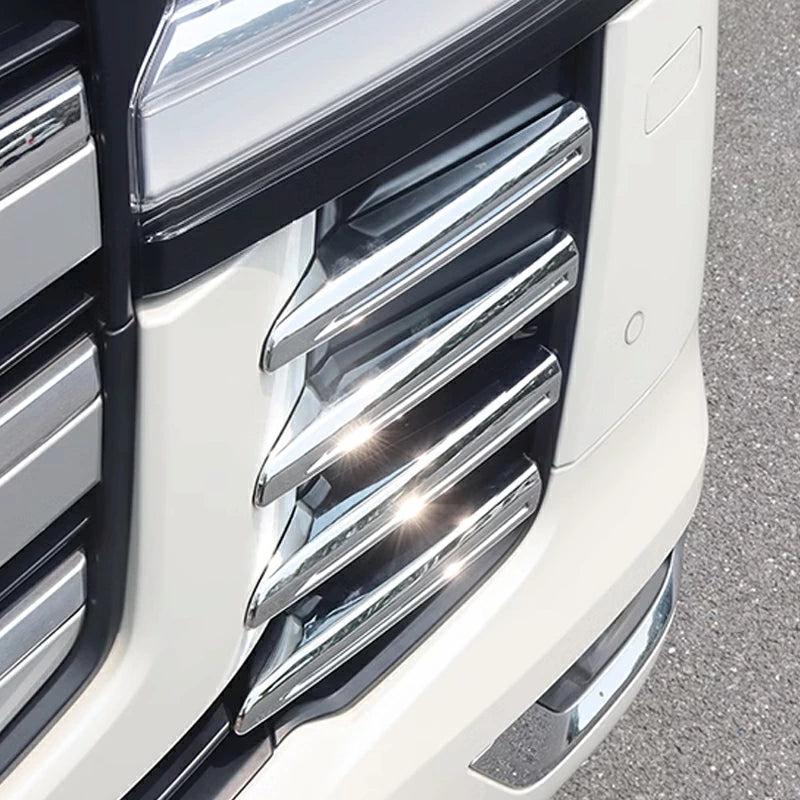 Front Grille Garnish Trim 8P Set Piano Black / Carbon Fiber Style / Chrome Mirror Finish Fits Toyota Land Cruiser LC300 ZX