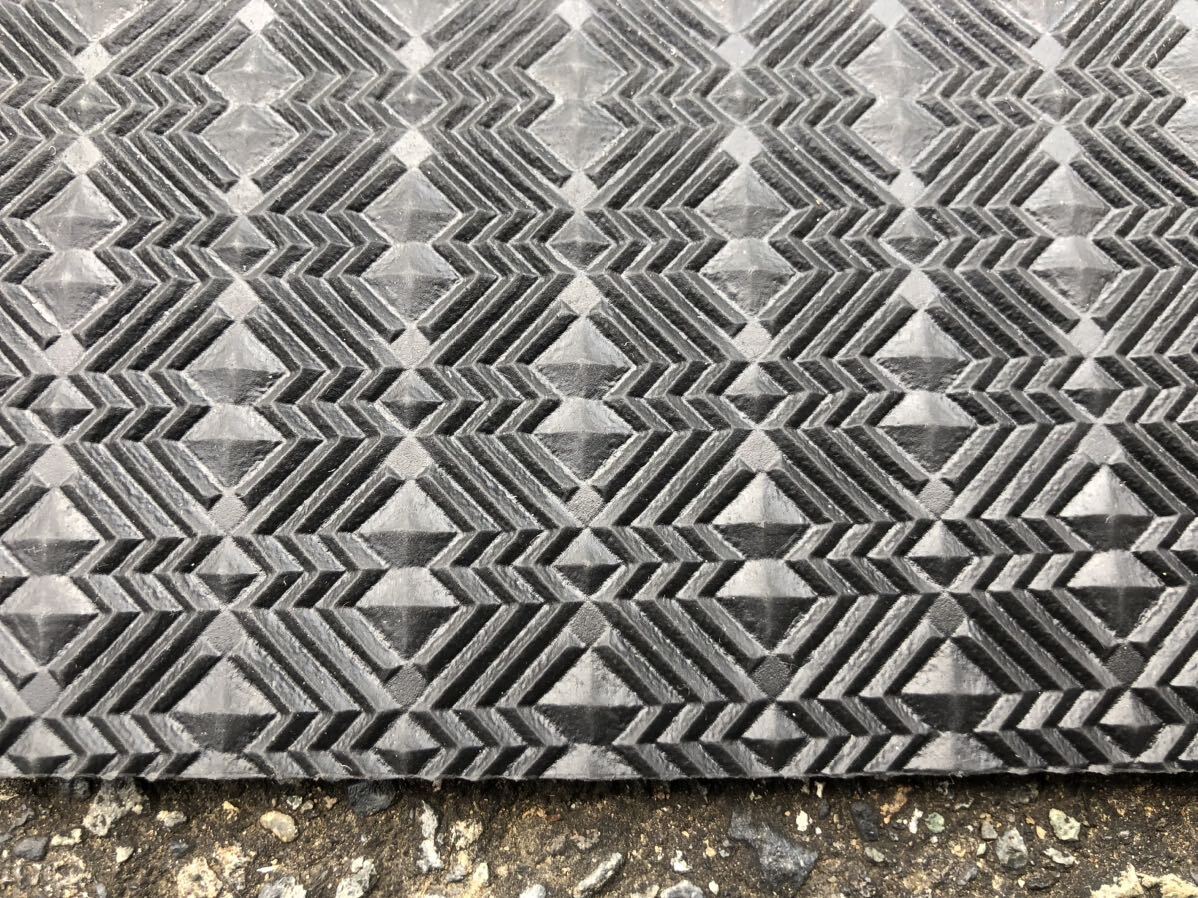 For Subaru Sambar TT1 TT2 Separate Rubber Floor Mat Black