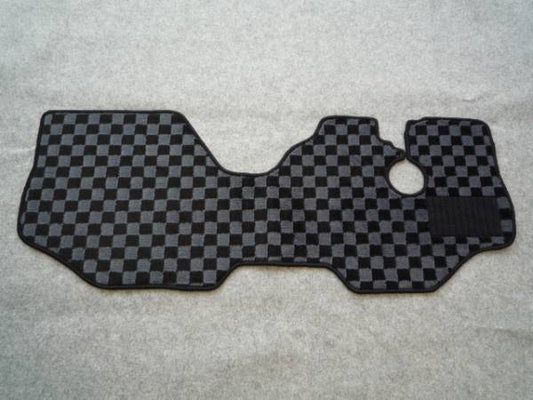 For Subaru Sambar Truck TT1 TT2 Floor Mat Check Pattern Black & Gray For AT The heel guard is black.