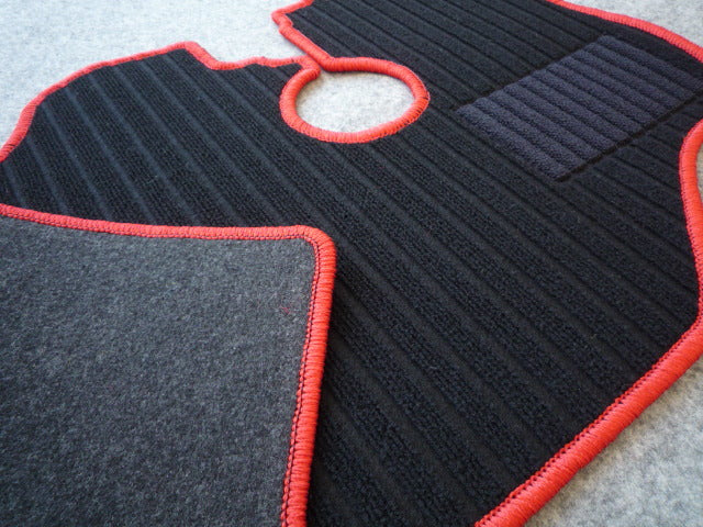 For Subaru Sambar TT1 TT2 Floor Mat Black & Red For AT