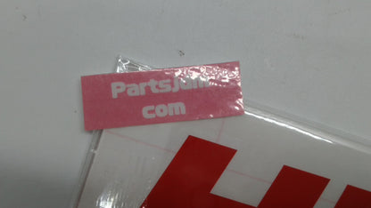 ملصق نموذجي بأحرف حمراء لسيارة دايهاستو هايجت