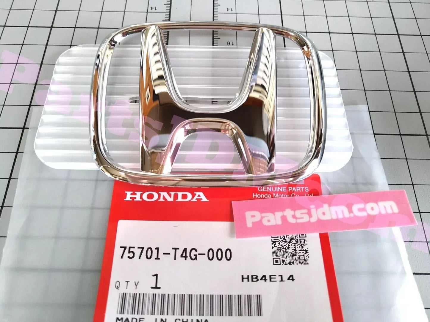 Genuine Honda Civic Rear H Emblem 75701-T4G-000