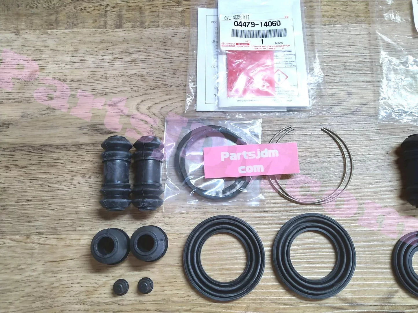 TOYOTA AE86 JDM Corolla Levin Trueno Front & Rear Caliper Repair Kit Set Genuine