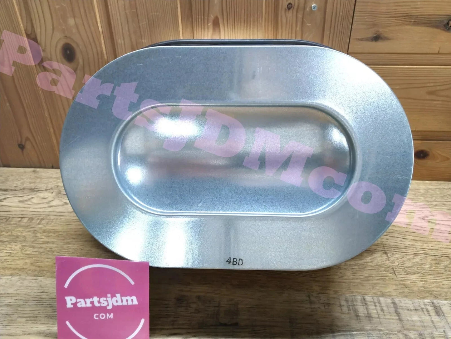 Genuine MITSUBISHI Delica Space Gear 4D56 4M40 Air Elements 94-99 MR204842