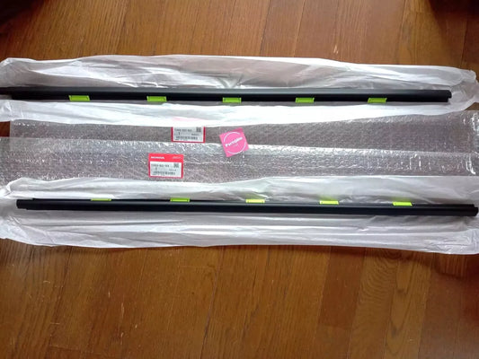 HONDA GENUINE JDM 95-00 CIVIC EK9 EK4 Type-R Front Door Window Molding Left & Right
