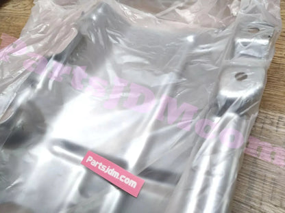 لوحة فاصلة لحوض زيت محرك هوندا أكورا إنتيجرا DB8 DC2 GSR Type-R B18C الأصلية (JDM) موديلات 94-01
