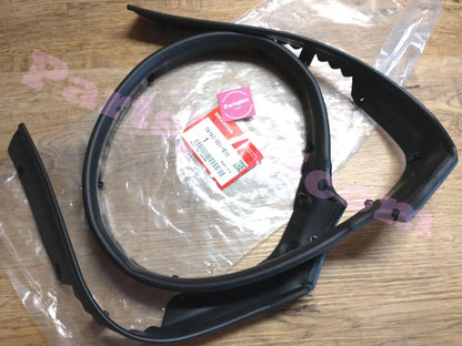 HONDA Genuine JDM civic Rubber Hood Seal SEAL BONNET HOOD 74142-S04-G10