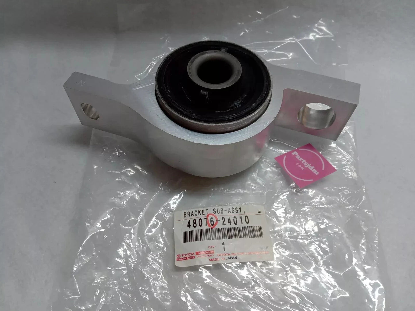 LEXUS Genuine JDM Lower control arm Bushing 48075-24010 & 48076-24010 RC F GS F 5BA