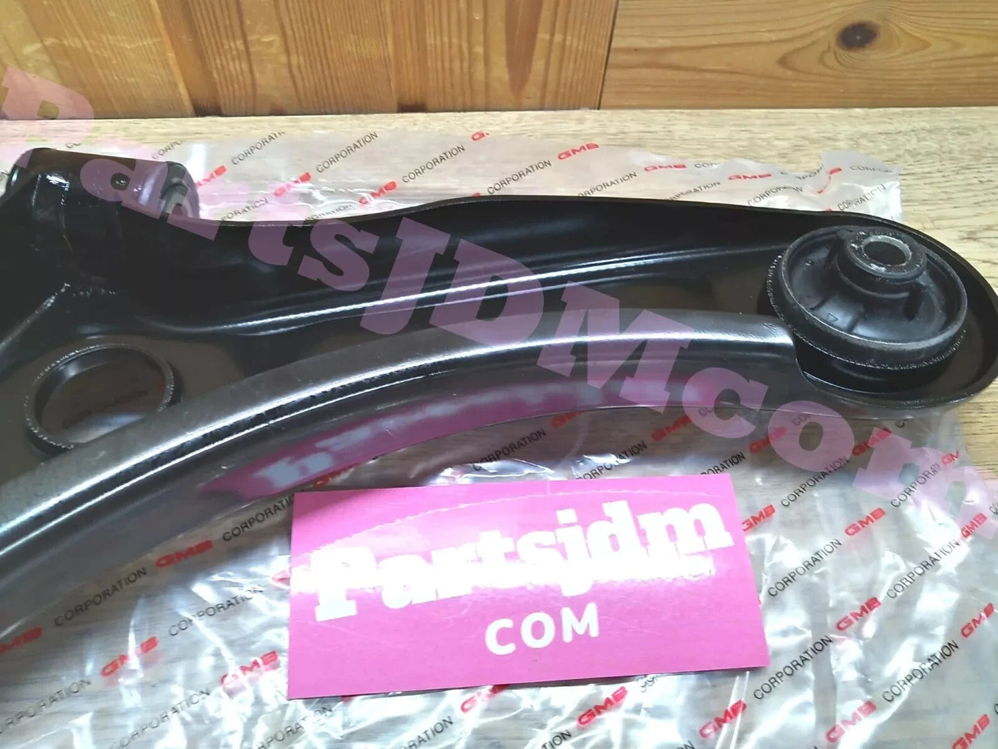 HONDA LIFE JDM JC1 JC2 Control arms Left & Right Set Tracking Number GMB